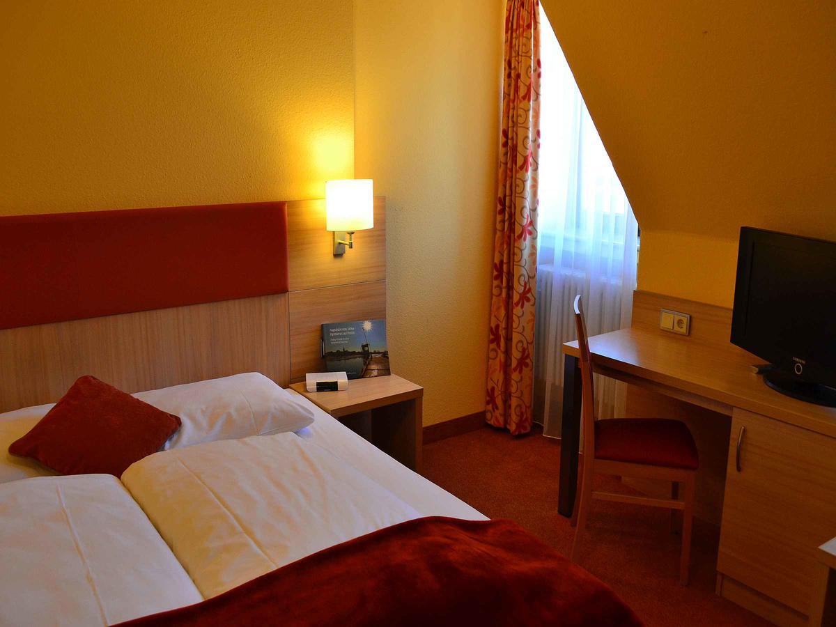 Hotel-Gasthof Rotes Ross Markt Einersheim Luaran gambar