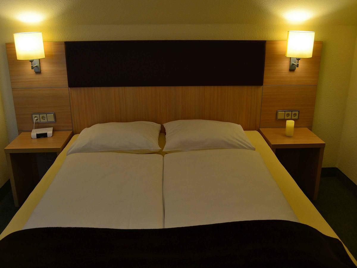 Hotel-Gasthof Rotes Ross Markt Einersheim Luaran gambar
