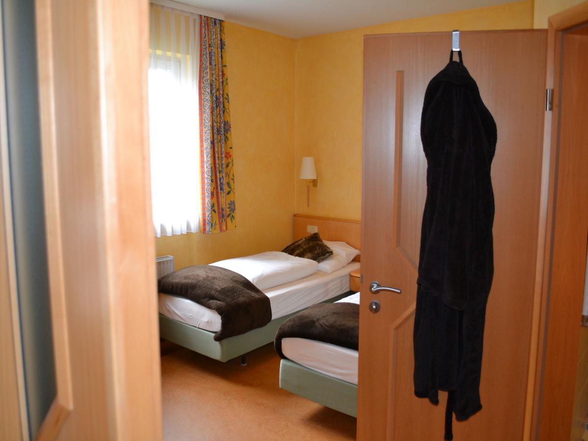 Hotel-Gasthof Rotes Ross Markt Einersheim Luaran gambar