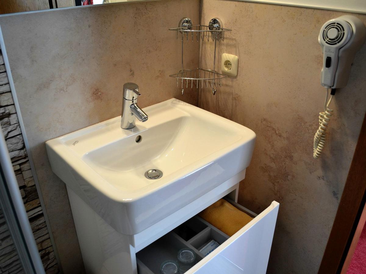 Hotel-Gasthof Rotes Ross Markt Einersheim Luaran gambar